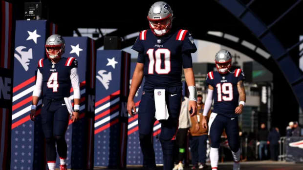 3 qb pats 